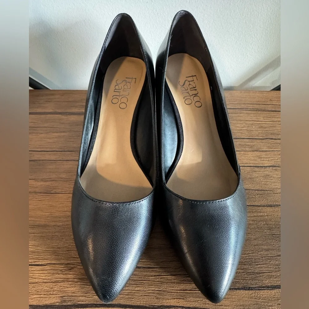 Franco Sarto Frankie Black Leather Wedge Pump - Size 6 Wide - Picture 2 of 7
